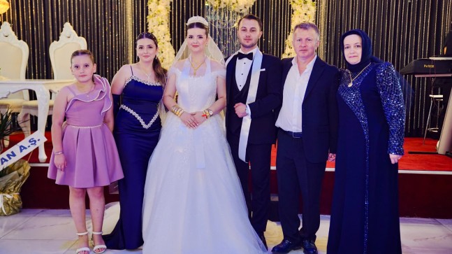 Dörtyol sanayi esnafı Şen ailesinin mutlu günü