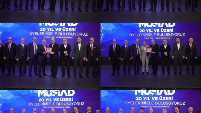 Sakaryalı iş insanlarına MÜSİAD’da vefa plaketi