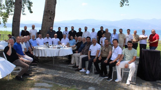 MÜSİAD Sakarya ailesi geleneksel kahvaltıda buluştu