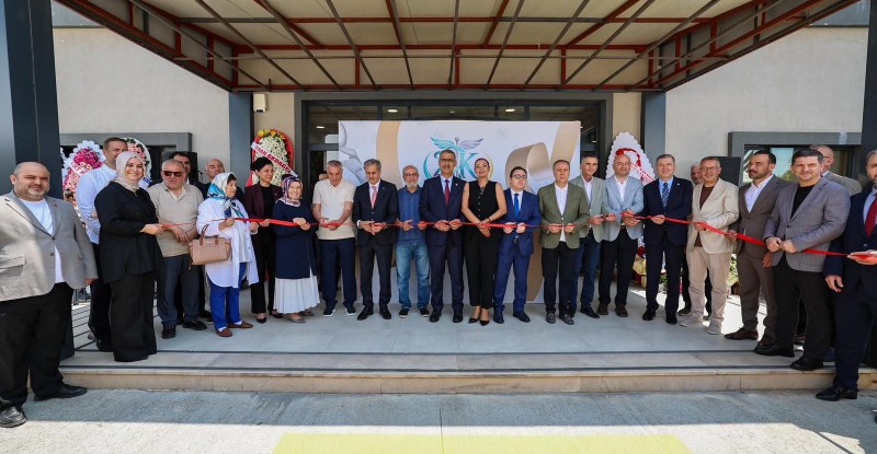 Op. Dr. Zahide Kurt Kliniği törenle hizmete açıldı